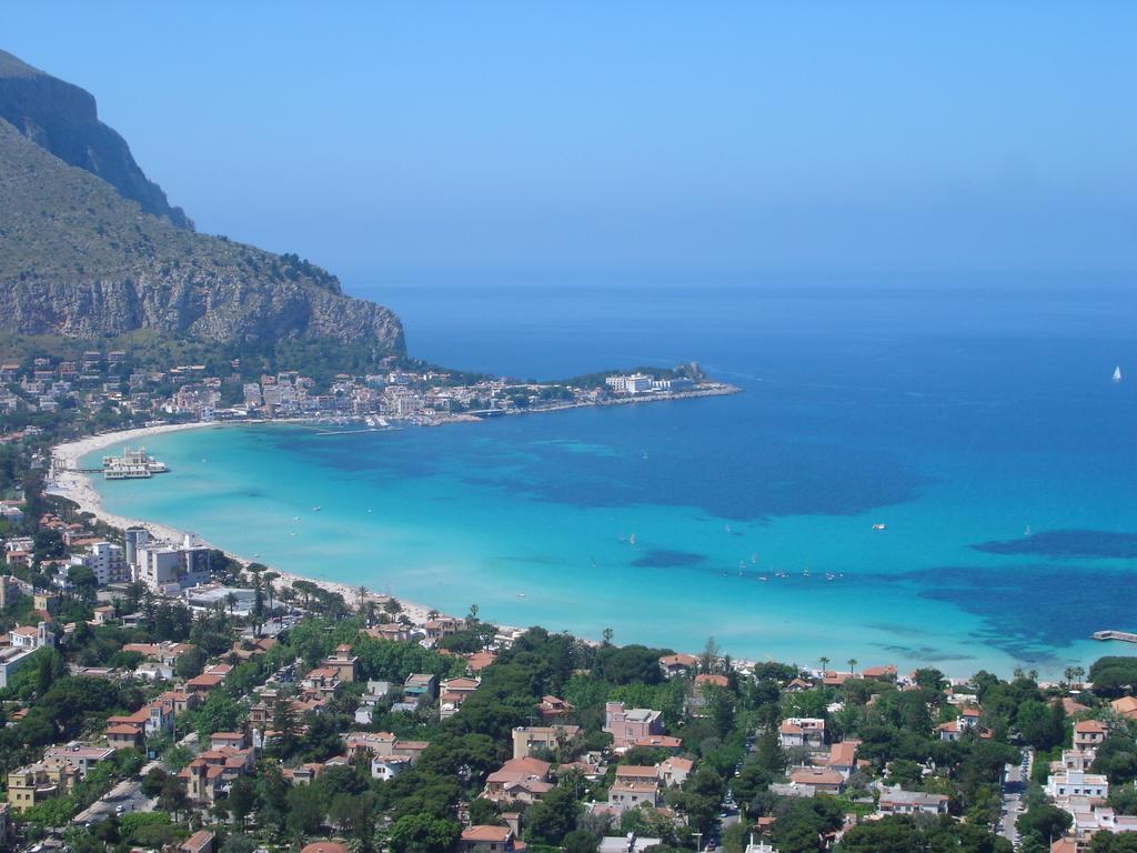 Mondello Luxury Apartment On The Beach Luaran gambar